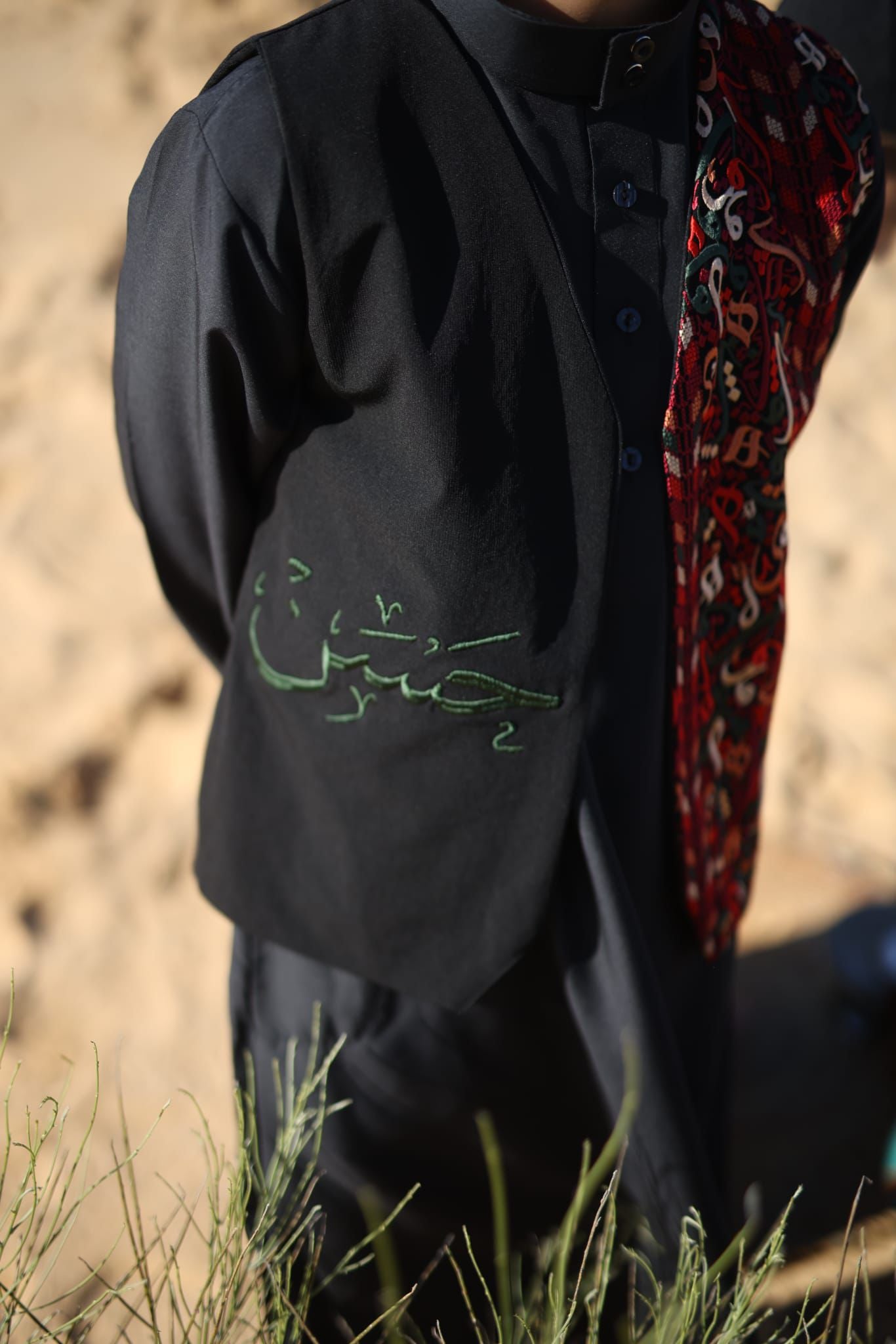 جلبية وڤيست ألوان التراث