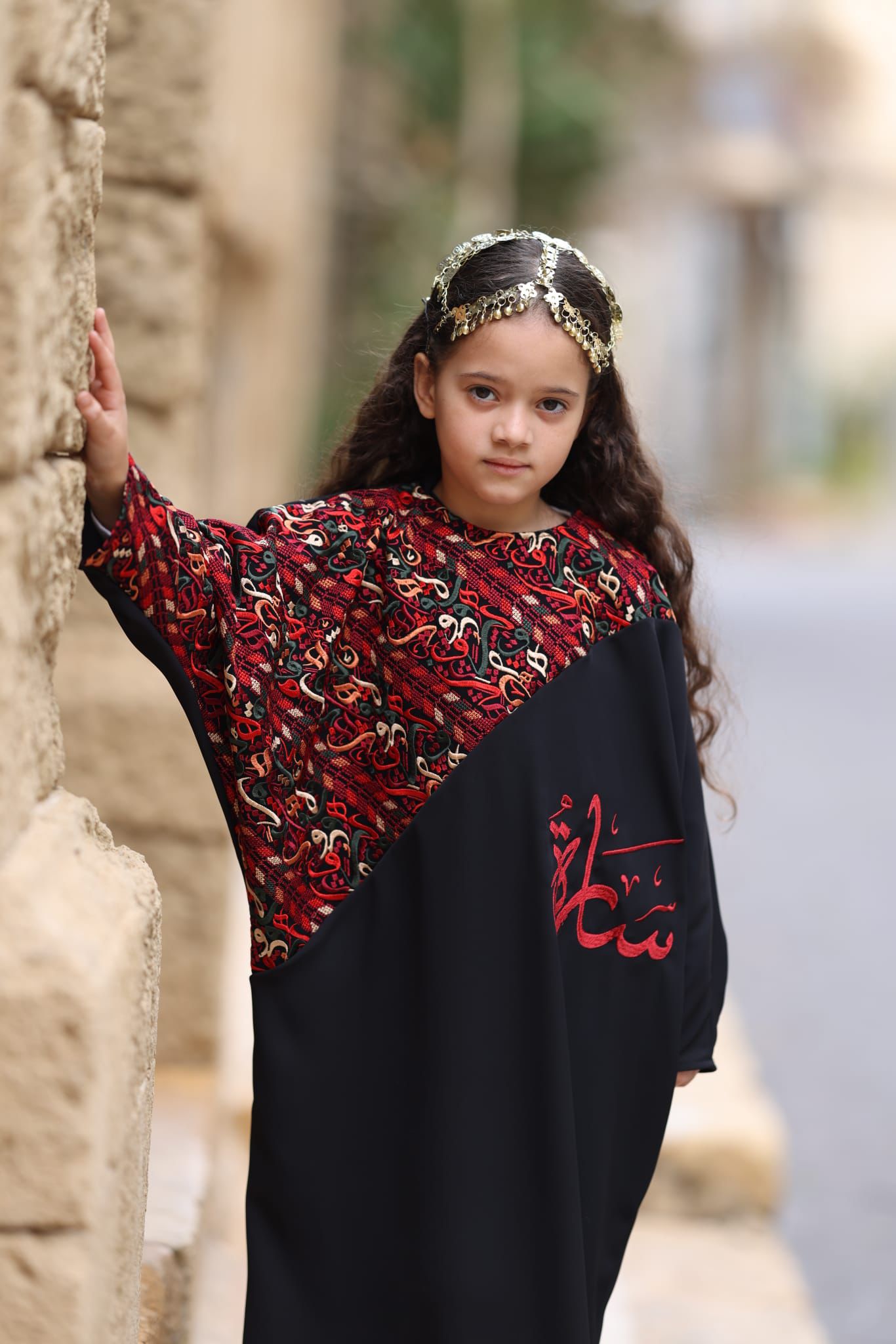 عباية بتطريز ألوان ألتراث