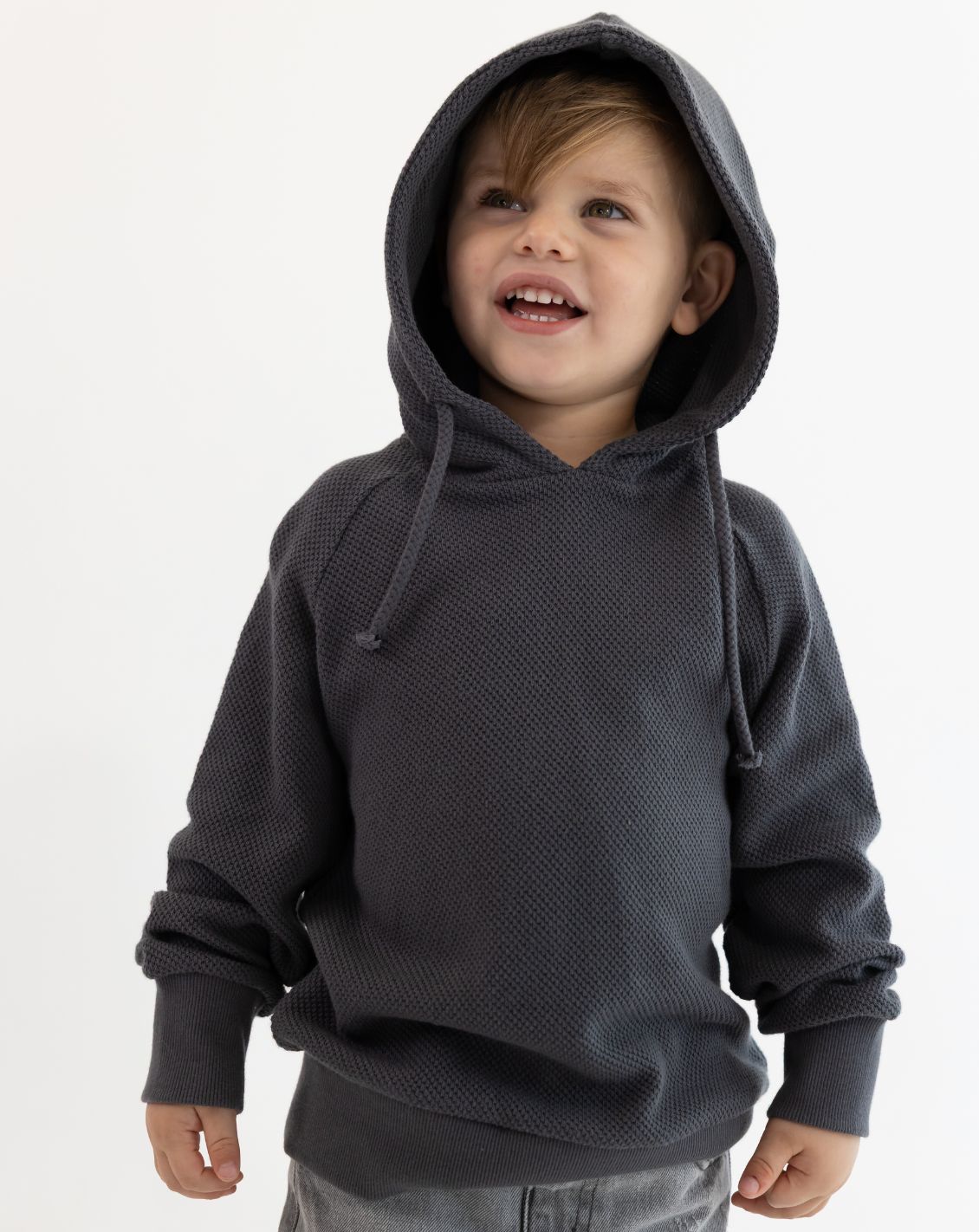 חולצה טקסטורלית עם קפוצ'ון WB