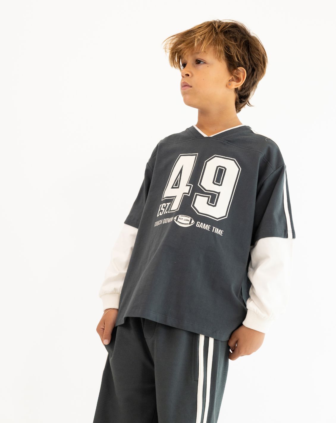 חליפת פוטבול שרוול על שרוול